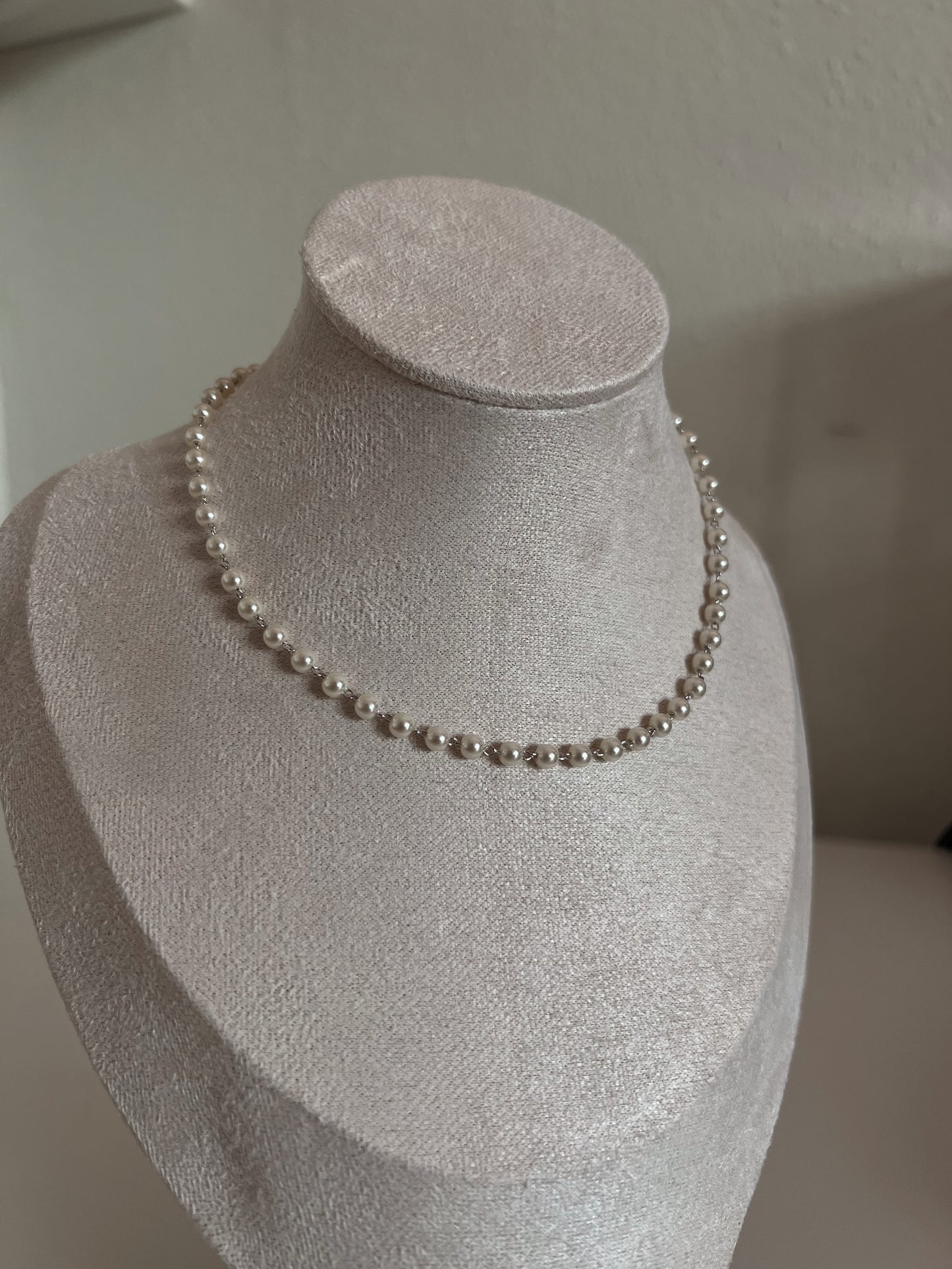 Pearl Choker Necklace